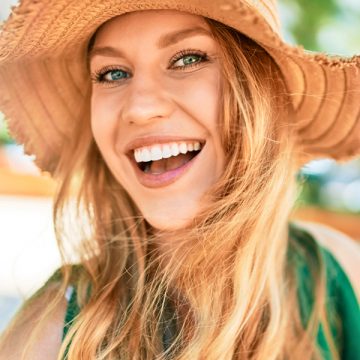 What Procedures in Cosmetic Dentistry Make You Look Younger?